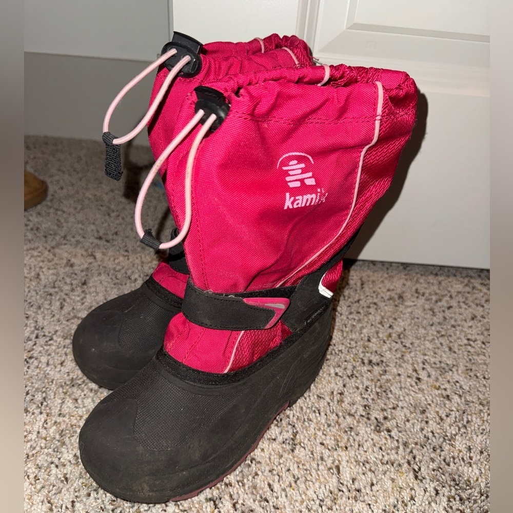 Kamik Kids' Fuchsia and Black Snow Boots